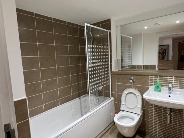 Modern & Spacious 2 Bed Merchant City Apart-High St Glasgow Ngoại thất bức ảnh