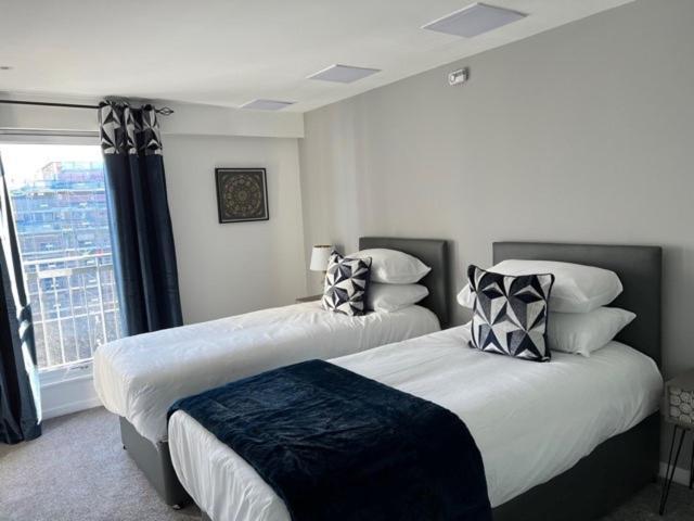Modern & Spacious 2 Bed Merchant City Apart-High St Glasgow Ngoại thất bức ảnh