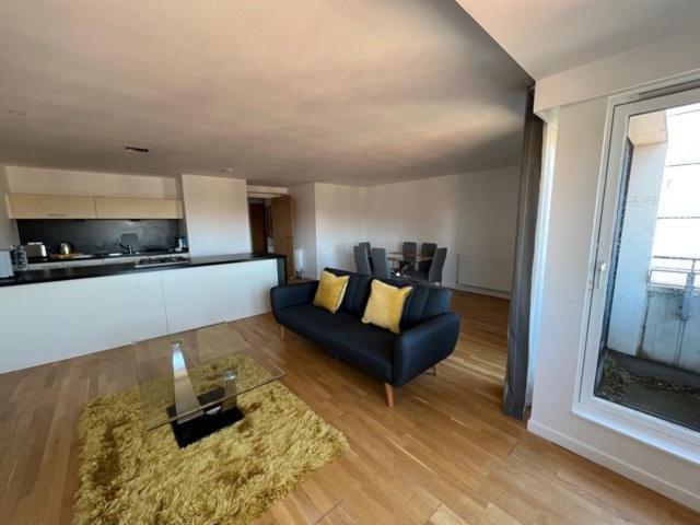 Modern & Spacious 2 Bed Merchant City Apart-High St Glasgow Ngoại thất bức ảnh